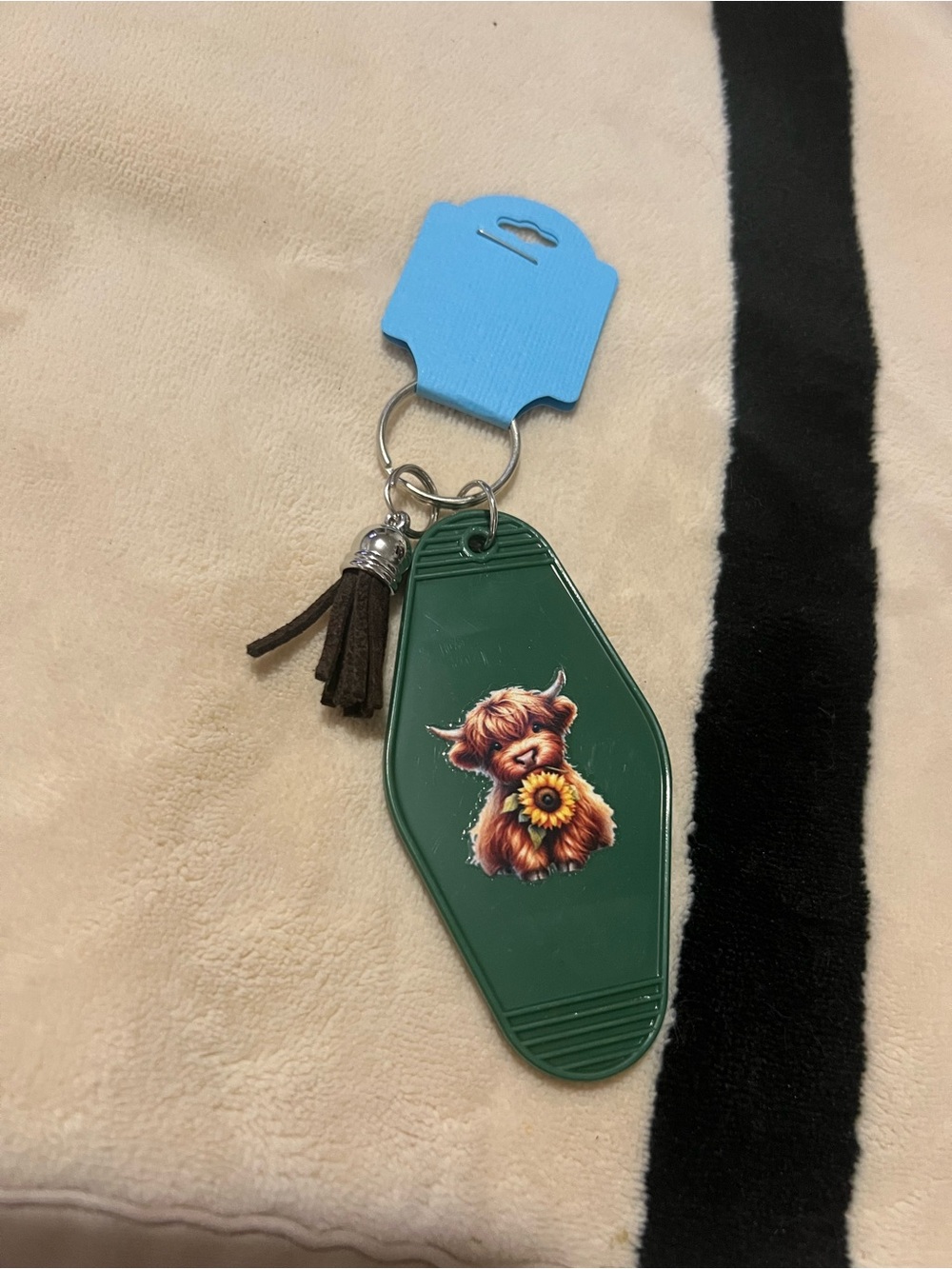Highland Cow Keychain 🌻